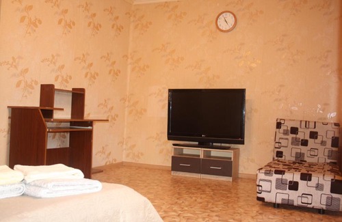 Norilsk Apartment | Cozy Pet-Friendly Retreat at Завенягина, 6