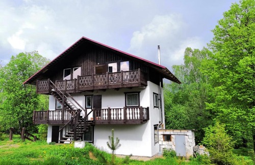 Bukholovo Hotel | Inviting Country Retreat: Заборовье with Hot Tub & Breakfast