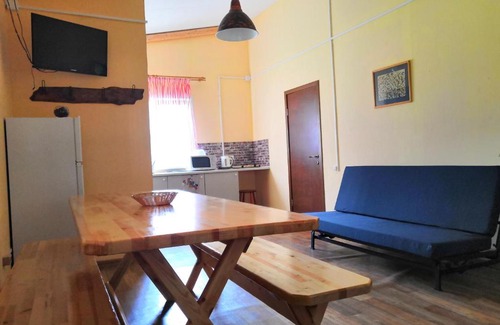 Bukholovo Hotel | Inviting Country Retreat: Заборовье with Hot Tub & Breakfast