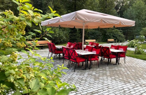 Nagornoye Hotel | Pet-Friendly Загородный Клуб Солярис with Breakfast & Hot Tub