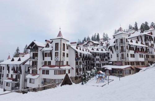Chepelare Apartment | Discover ЗАМЪКА 1: Ideal for Families with Hot Tub & Breakfast