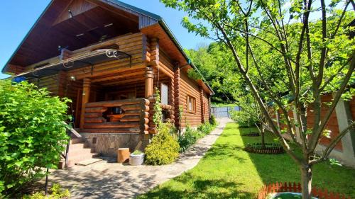 Transcarpathia Villa | Kid-Friendly Retreat at Wow Dacha with a 9/10 Rating