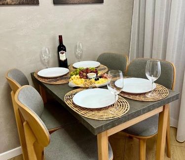 Ternopil Apartment | Cozy Apartment Near Park in the Heart of the City