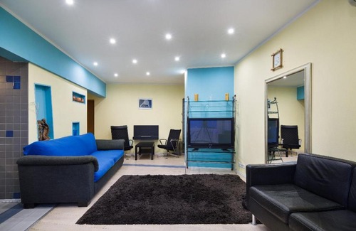 Tagansky Apartment | Discover Земляной Вал 52/16 стр 2: Pet-Friendly Retreat