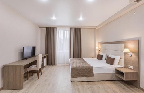 Gorki Gorod Hotel | Pet-Friendly ИвМонтан with Breakfast & Wheelchair Access