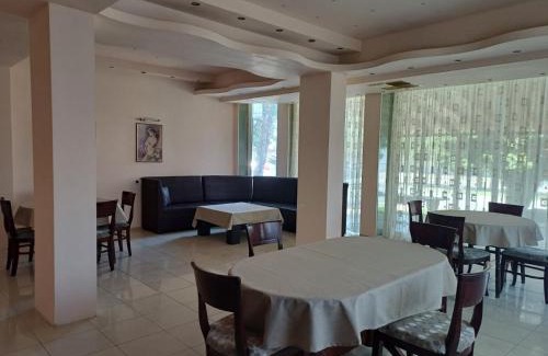Harsovo Hotel | Discover Интернационал: Family-Friendly with Top Ratings