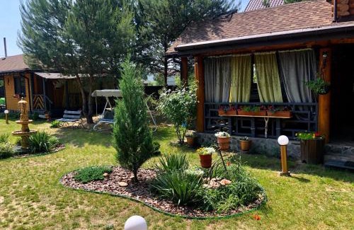 Volyn Oblast House | Discover Kazkovyi Svitiaz: Pet-Friendly Oceanfront Retreat