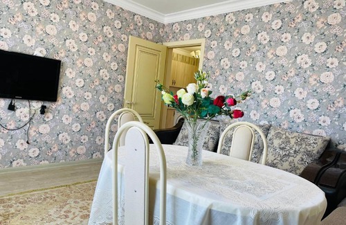 Kaspiysk Apartment | КакДома: Pet-Friendly Oceanfront Stay with Breakfast