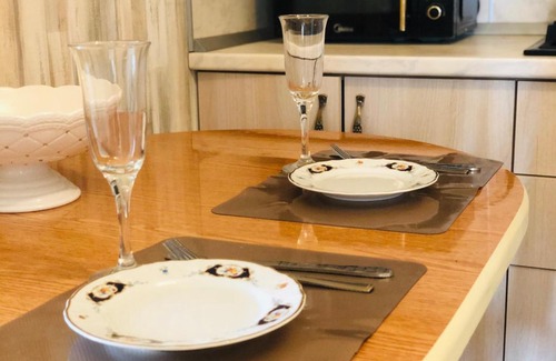 Kaspiysk Apartment | КакДома: Pet-Friendly Oceanfront Stay with Breakfast