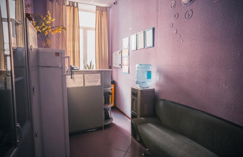 Sennoy House | Budget-Friendly Капитал Гостевой дом with Hot Tub & Breakfast