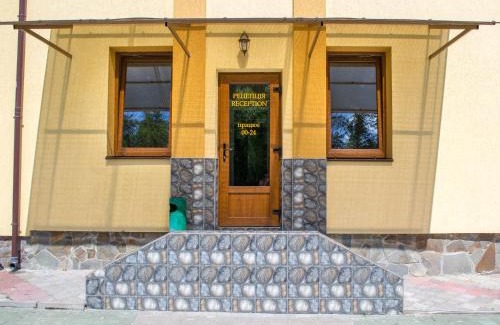 Kamenets-Podol'skiy Hotel | Discover Каприз: Pet-Friendly Stay with Hot Tub & Breakfast