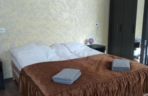 Arkhyz House | Cozy Getaway at Карачай Архыз with Breakfast & Family Amenities