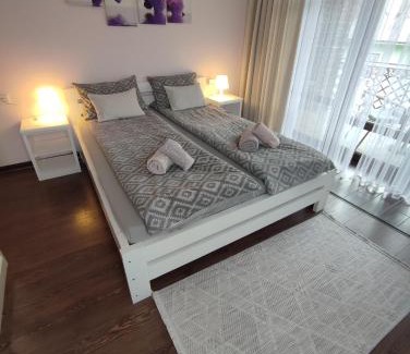 Yaremche House | Family-Friendly Retreat at Карпатська Вершина - Rated 9.8
