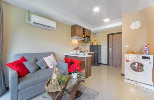 Nai Harn Apartment | Oceanfront Retreat with Pool - NBC S402 by IBG Property