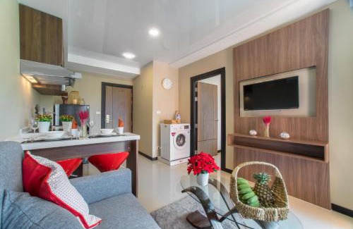 Nai Harn Apartment | Oceanfront Retreat with Pool - NBC S402 by IBG Property