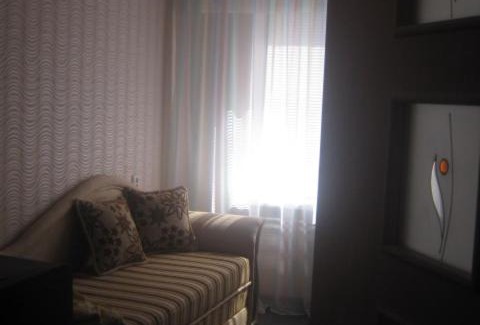 Mariupol Apartment | Cozy Apartment Steps from the Sea, Guest Rated 8/10