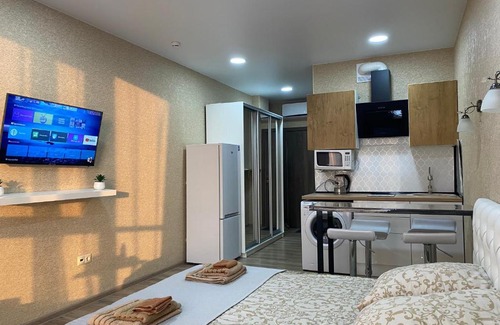Anapa Apartment | Oceanfront Retreat Just Moments from the Beach - 10/10 Rated