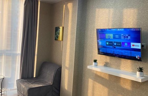 Anapa Apartment | Oceanfront Retreat Just Moments from the Beach - 10/10 Rated