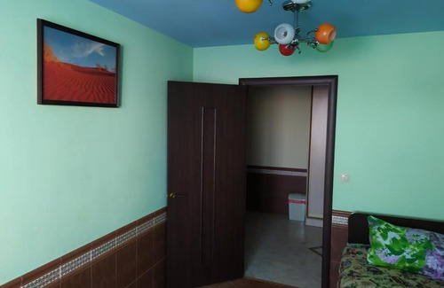 Rzhev Apartment | Cozy Rzhev Apartment with Balcony and Hot Tub Retreat
