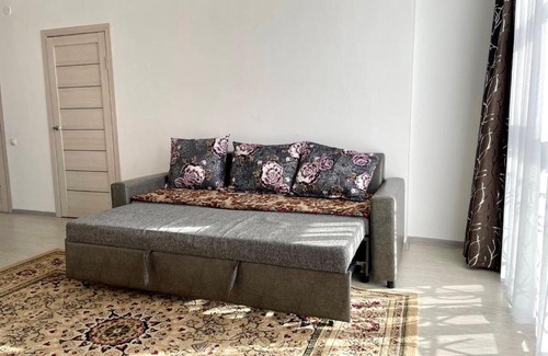 Cholpon-Ata Apartment | Relaxing Oceanfront Retreat at Кыргызское взморье