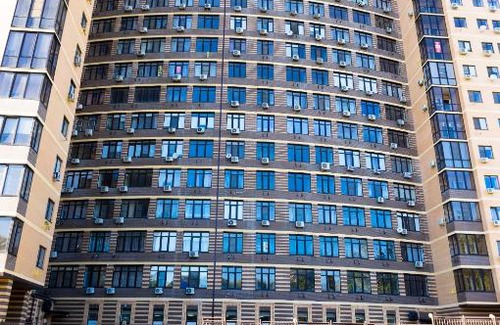 Leninskiy rayon Apartment | Modern Apartment on Budennovsky Avenue - 10/10 Rated Stay