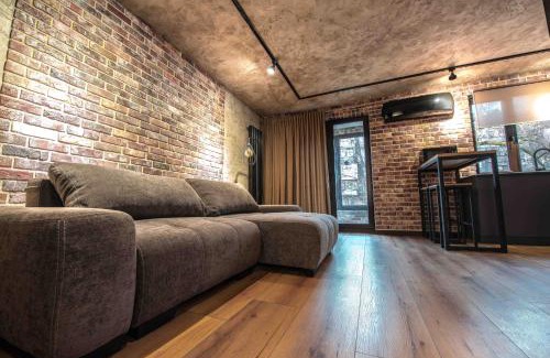 Dzerzhyns'kyi District Apartment | Discover a Central Kharkiv Apartment with Great Amenities!
