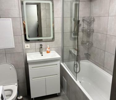 Berehove Apartment | Comfortable Апартаменти: Top-Rated & Child Friendly Stay