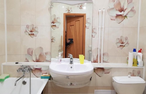 Magadan Apartment | Deluxe Apartment Near Park with Pool and Breakfast Included