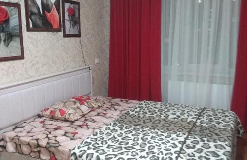 Volzhskiy Apartment | Cozy Oceanview Retreat at Квартира на Карбышева