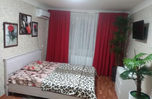 Volzhskiy Apartment | Cozy Oceanview Retreat at Квартира на Карбышева
