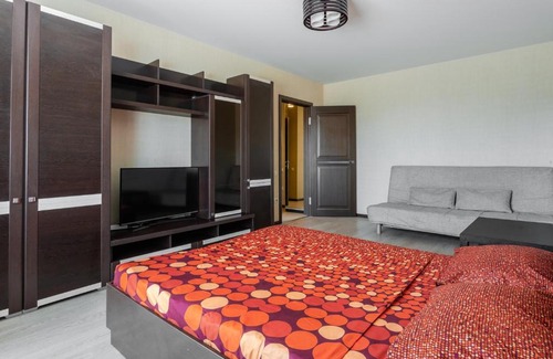 Leninskiy rayon Apartment | Highly Rated Apartment on Krasnoarmeyskaya Avenue