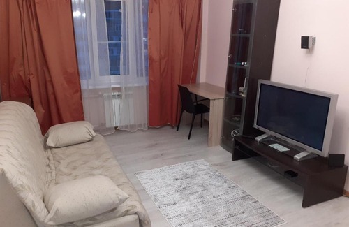 Cherepovets Apartment | Guest Rated 10/10: Квартира на Наседкина Awaits You