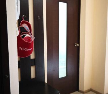 Obolon' Apartment | Cozy Apartment on Obolon: Perfect for Families and Pets