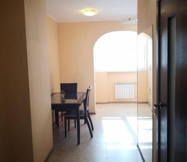 Obolon' Apartment | Cozy Apartment on Obolon: Perfect for Families and Pets