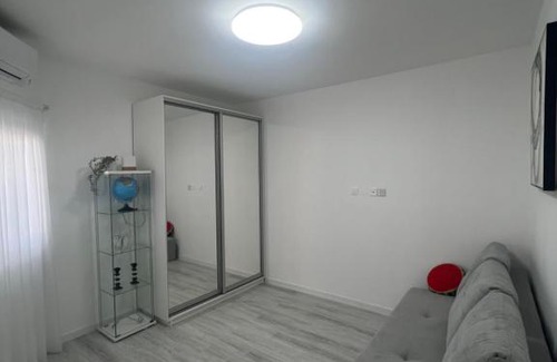 Netanya Apartment | Oceanfront Apartment with Breathtaking Views and Accessibility
