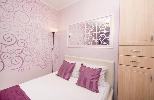 Vologda Apartment | Cozy Apartment on Pugacheva 13 with Breakfast Included