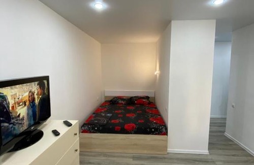 Tolyatti Apartment | Cozy One-Bedroom Apartment with 9/10 Guest Rating