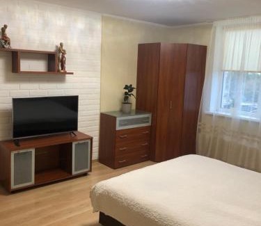 Vyshhorod Apartment | Cozy Apartment on Naberezhna - Guest Rated 9.9/10