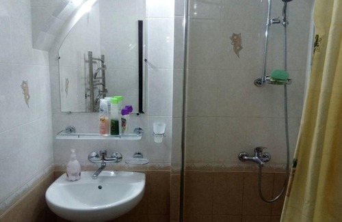 Brest Region Apartment | Budget-Friendly Квартира по суткам with 8/10 Reviews