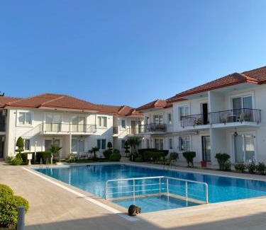 Camyuva Apartment | Beachside Apartment with Ocean View & Outstanding Reviews