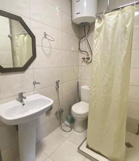 Makhinjauri Apartment | Seaside Retreat: Pet-Friendly Apartment by the Ocean