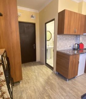 Makhinjauri Apartment | Seaside Retreat: Pet-Friendly Apartment by the Ocean
