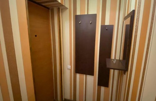 Mariupol Apartment | Vintage Studio Apartment in Central Mariupol - 10/10 Rated