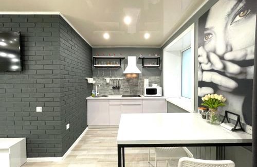Petropavlovsk Apartment | Inviting Studio Apartment in the Heart of the City