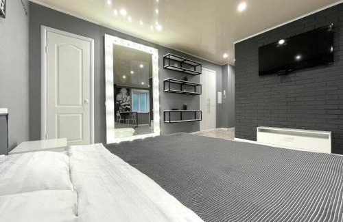 Petropavlovsk Apartment | Inviting Studio Apartment in the Heart of the City