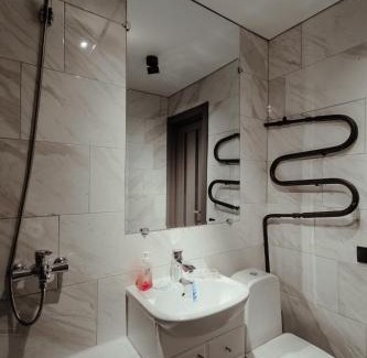 Petropavlovsk Apartment | Pet-Friendly Studio Apartment in the Heart of Gatsby