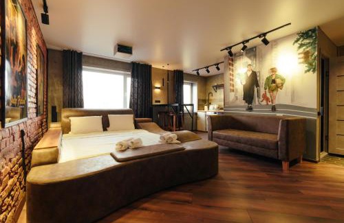 Petropavlovsk Apartment | Cozy Studio Apartment in Cinema: Pet-Friendly Retreat