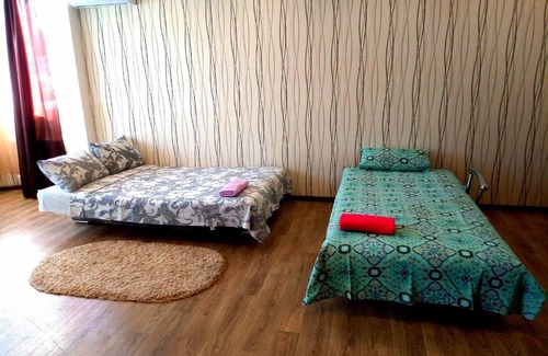 Frunzenskiy rayon Apartment | Budget-Friendly Studio Near Children's Park - Rated 9/10