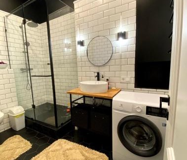 Almaty Apartment | Stylish Studio Apartment with Breakfast & Perfect 10/10 Rating