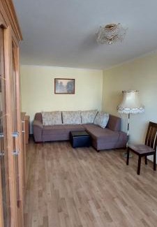 Kengarags Apartment | Riverside Apartment: Family-Friendly Comfort Awaits
